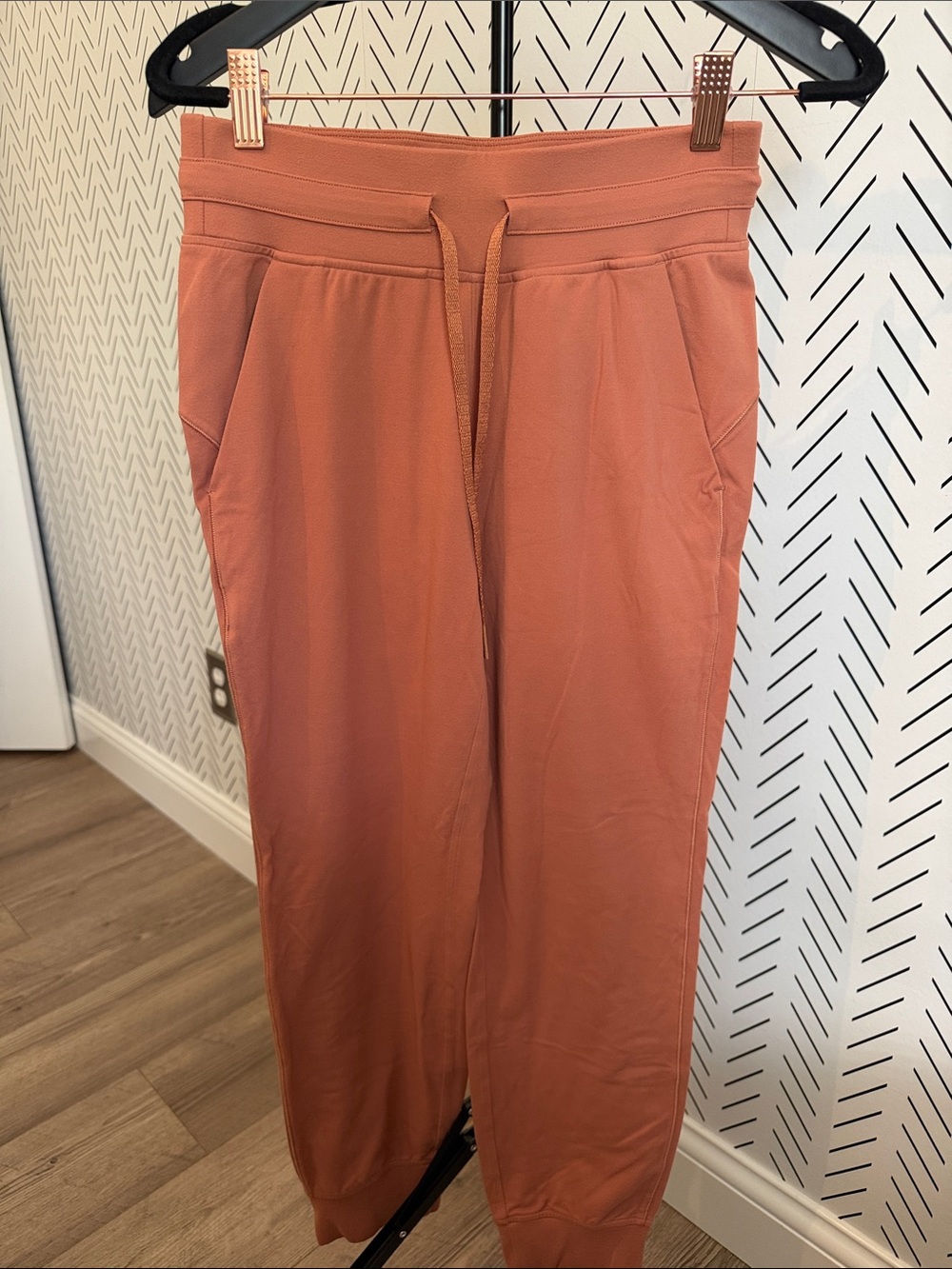 lululemon athletica Rust Jogger Sweatpants with Drawstring